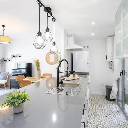 Holidays2malaga Olletas 2 Bedrooms & 2 Bathrooms With Patio Apartment